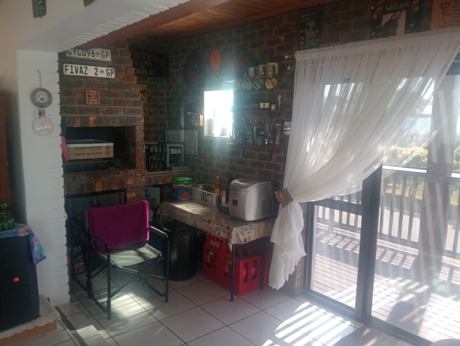 3 Bedroom Property for Sale in C Place Eastern Cape